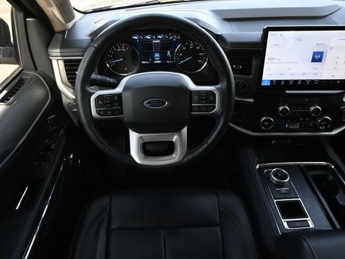 Used 2022 Ford Expedition Max XLT RWD image 10
