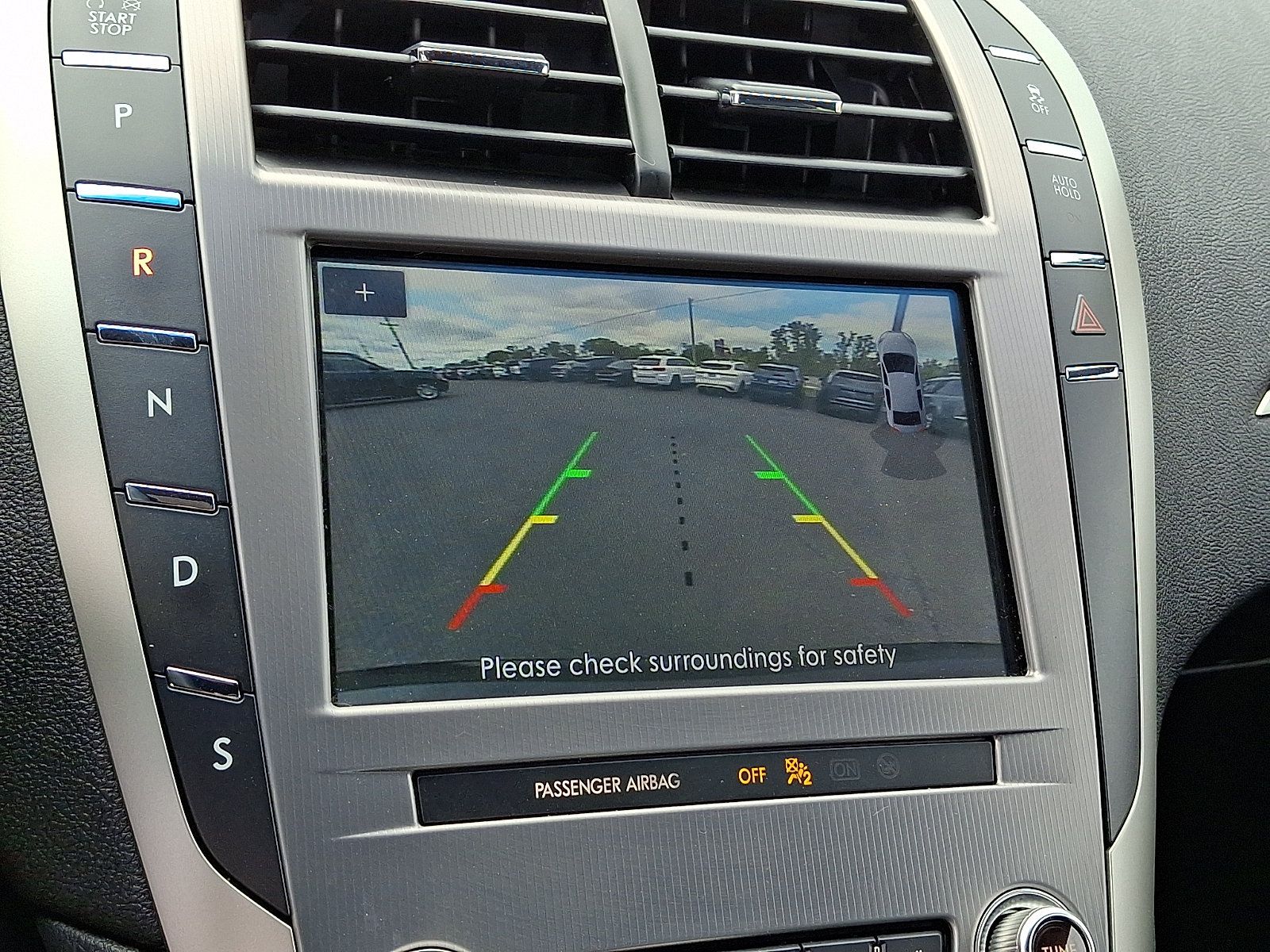 Used 2020 Lincoln MKZ FWD image 17