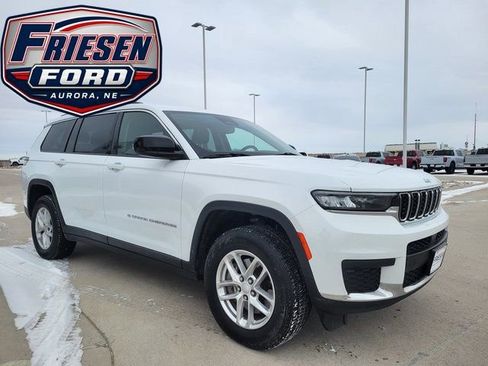 Used 2022 Jeep Grand Cherokee L Laredo w/ Luxury Tech Group I AWD/4WD image 3
