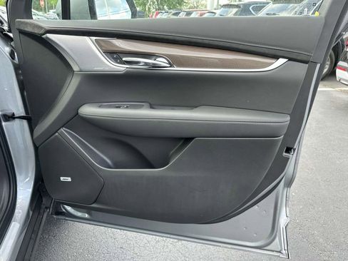 New 2025 Cadillac XT6 Sport w/ Platinum Package AWD/4WD image 8