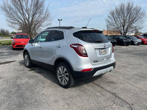 Used 2017 Buick Encore Preferred image 4