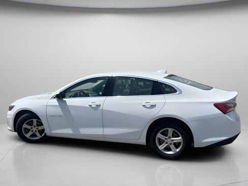 Used 2022 Chevrolet Malibu LT FWD image 10