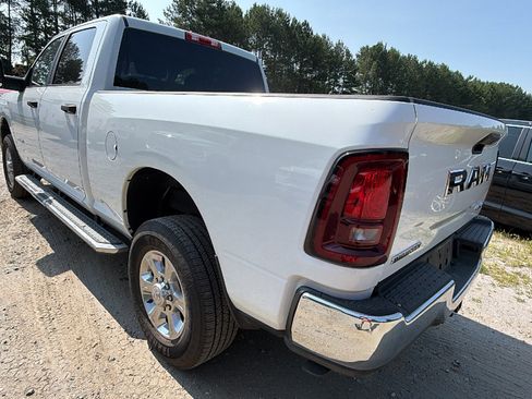 Used 2026 RAM 2500 Big Horn AWD/4WD image 10