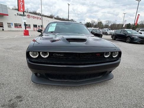 Used 2021 Dodge Challenger R/T Scat Pack w/ Scat Pack Stripe RWD image 8