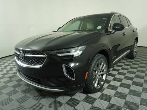 Used 2022 Buick Envision Avenir w/ Technology Package II AWD/4WD image 3