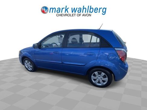 Used 2010 Kia Rio5 FWD image 5