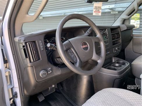 Used 2021 GMC Savana 3500 w/ Power Convenience Package RWD image 27