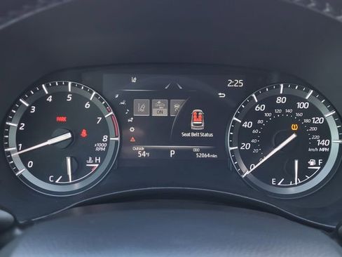 Used 2021 Toyota Highlander Limited image 6