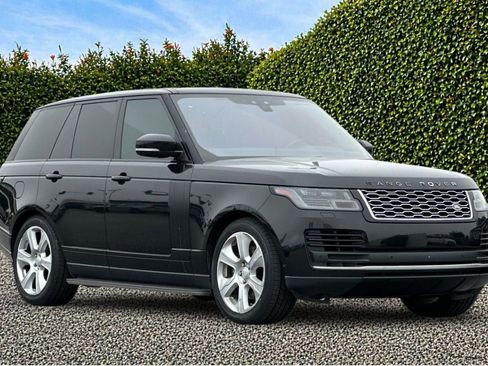 Used 2019 Land Rover Range Rover Supercharged AWD/4WD image 2