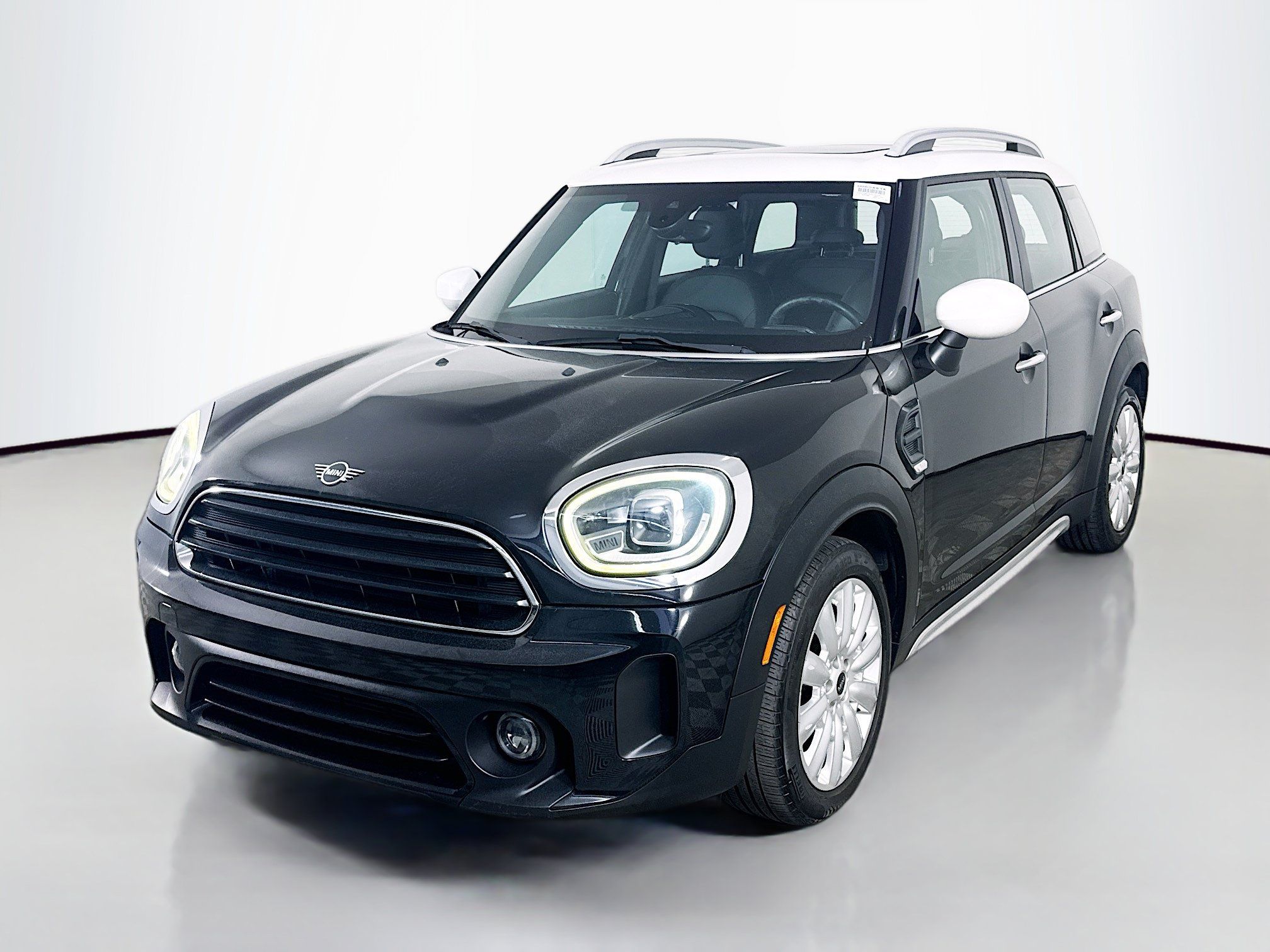 Used 2022 MINI Cooper Countryman FWD image 4