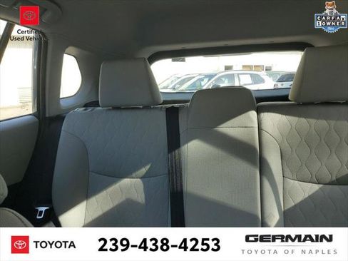 Certified 2024 Toyota Corolla Cross L image 31