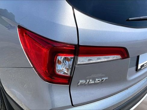 Used 2022 Honda Pilot Touring image 22