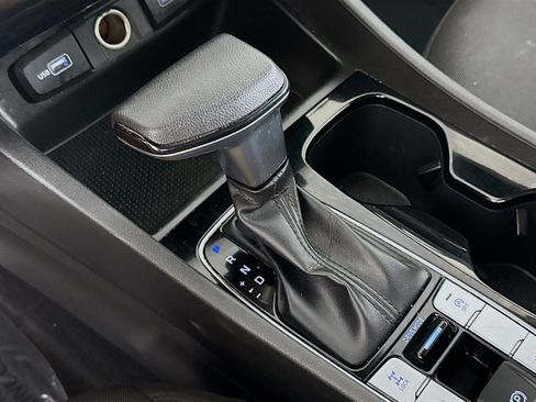 Used 2023 Hyundai Tucson SE image 20