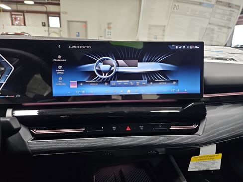 New 2026 BMW 530i xDrive AWD/4WD image 21