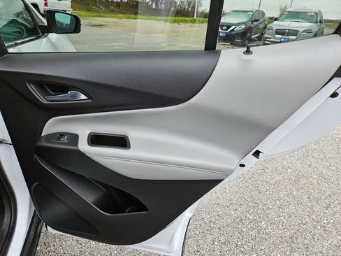 Used 2018 Chevrolet Equinox Premier image 29