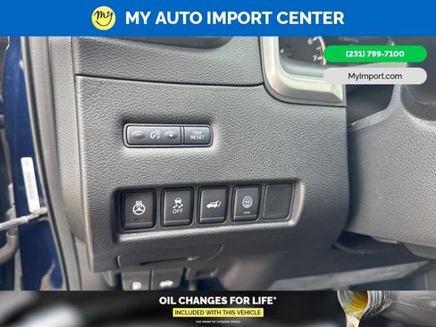 Used 2020 Nissan Murano SL w/ Moonroof Package AWD/4WD image 15