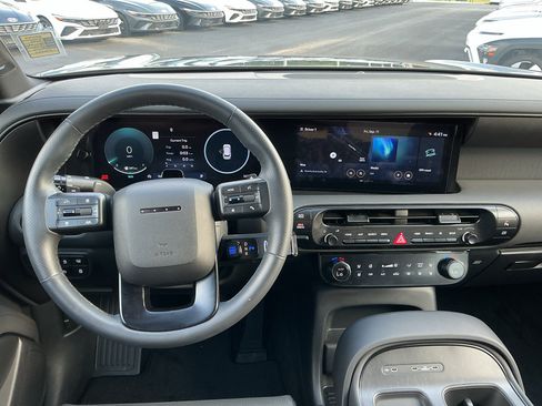 Certified 2026 Hyundai Palisade XRT Pro AWD/4WD image 10