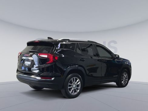 Used 2022 GMC Terrain SLT w/ Tech Package AWD/4WD image 11