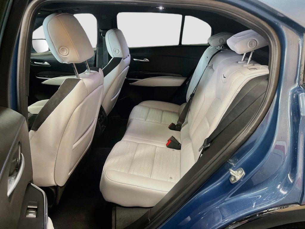 Used 2024 Cadillac XT4 Sport AWD/4WD image 25