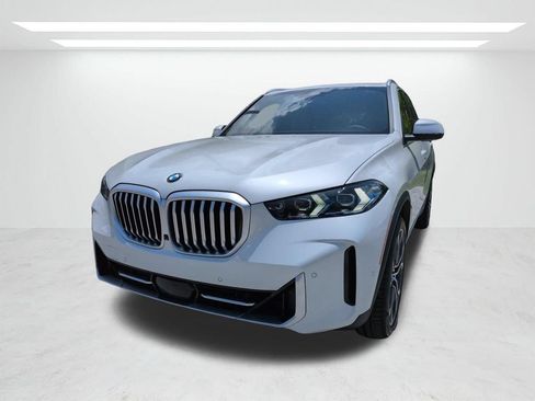 New 2026 BMW X5 xDrive40i w/ Climate Comfort Package AWD/4WD image 8