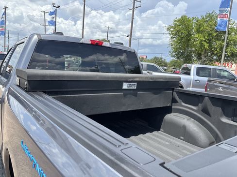 Used 2023 Ford F150 Lightning XLT AWD/4WD image 17