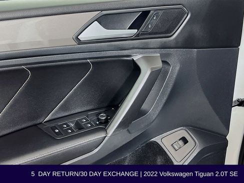 Used 2022 Volkswagen Tiguan SE AWD/4WD image 22