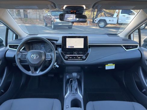 Used 2024 Toyota Corolla LE image 8