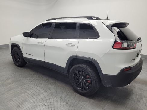 Used 2021 Jeep Cherokee Latitude Lux image 3