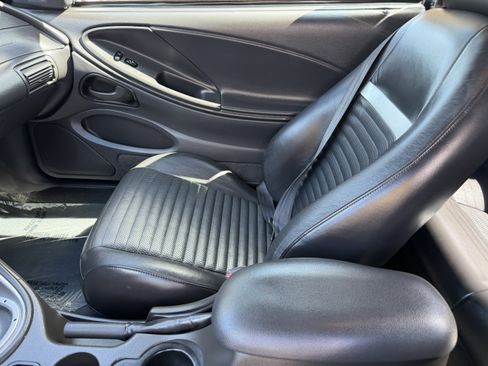 Used 2003 Ford Mustang Mach 1 RWD image 11