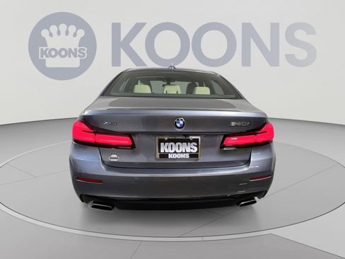 Used 2022 BMW 540i xDrive w/ Convenience Package AWD/4WD image 10
