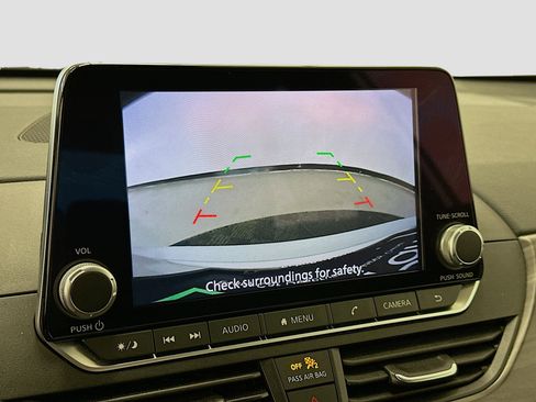 Used 2024 Nissan Altima 2.5 SV image 22