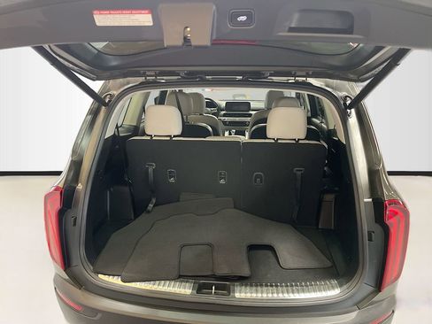 Used 2020 Kia Telluride SX w/ SX Prestige Package image 28