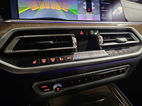 Used 2019 BMW X5 xDrive40i w/ Convenience Package image 17