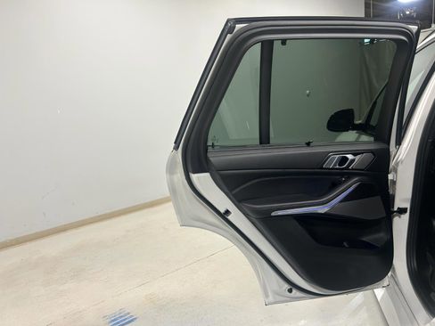Used 2023 BMW X5 M50i w/ Executive Package image 23
