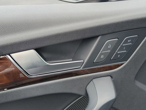 Used 2019 Audi Q5 Premium Plus image 22