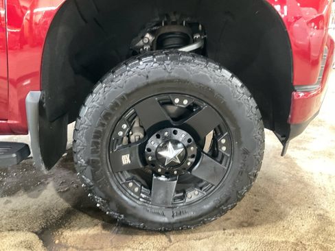 Used 2019 Chevrolet Silverado 1500 RST AWD/4WD image 16