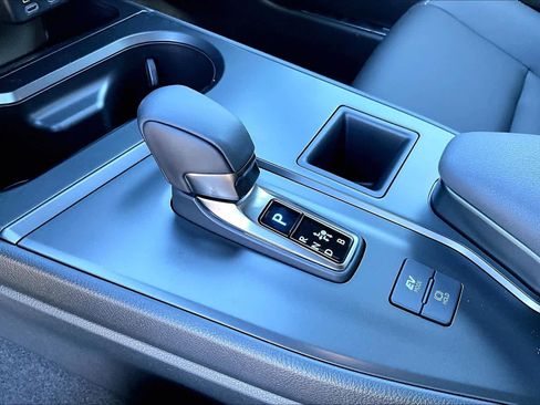 New 2026 Lexus UX 300h FWD image 11