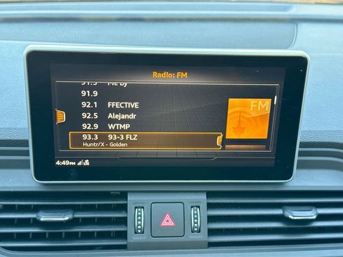 Used 2018 Audi Q5 Premium Plus w/ Premium Plus Package image 31