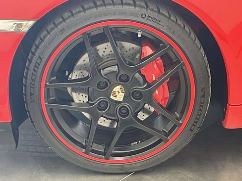 Used 2010 Porsche 911 Carrera S RWD image 11