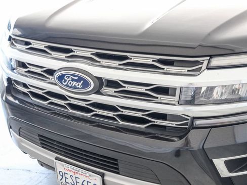 Certified 2023 Ford Expedition Max Platinum AWD/4WD image 10