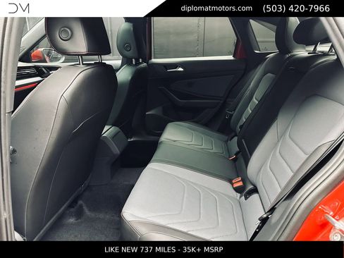 Used 2025 Volkswagen Jetta GLI Autobahn FWD image 22