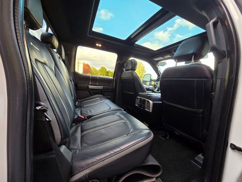 Used 2019 Ford F250 Platinum w/ Platinum Ultimate Package image 15