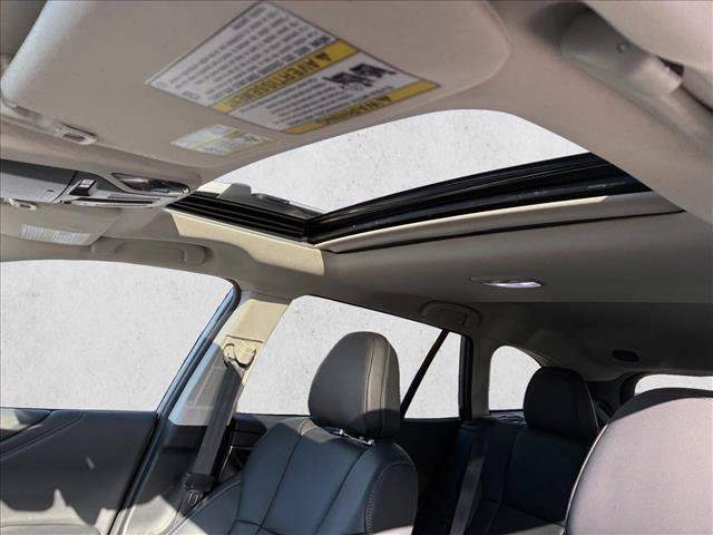 Used 2025 Subaru Outback Touring XT AWD/4WD image 11