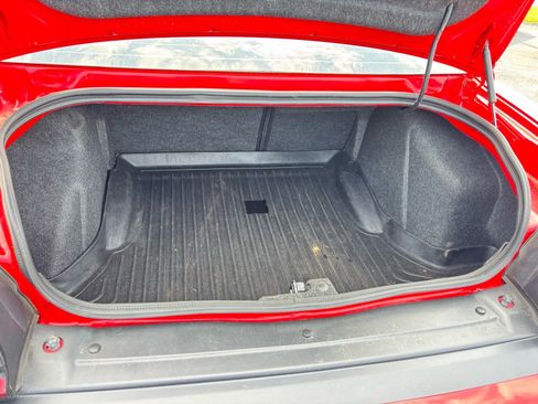 Used 2016 Dodge Challenger R/T Scat Pack w/ Leather Interior Group RWD image 8