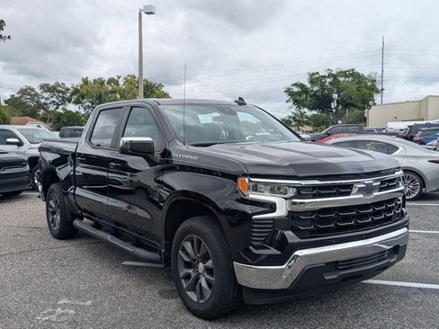 Used 2023 Chevrolet Silverado 1500 LT w/ Protection Package image 3