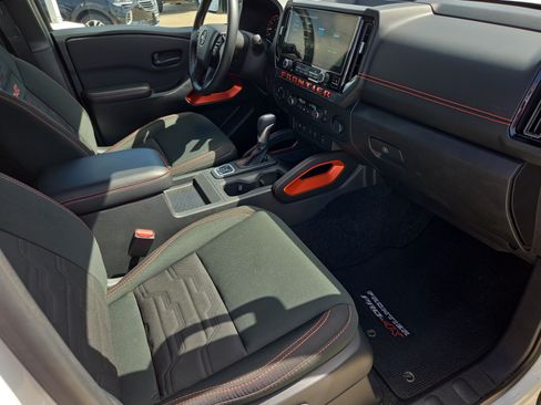 Used 2026 Nissan Frontier PRO-4X AWD/4WD image 9