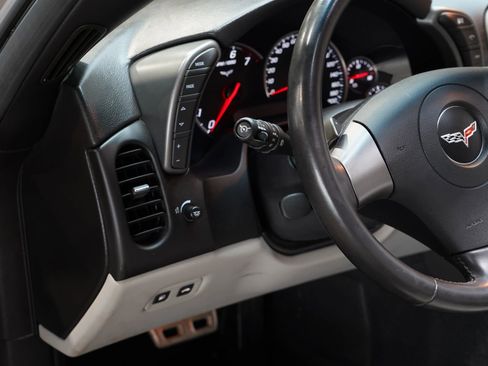 Used 2007 Chevrolet Corvette Coupe w/ Preferred Equipment Group image 45