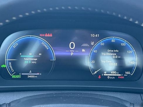 Used 2024 Toyota Crown Limited image 28