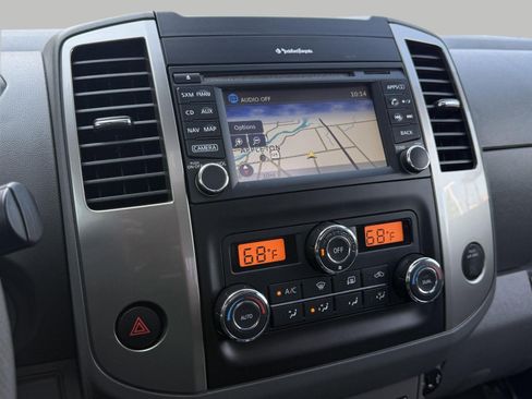Used 2019 Nissan Frontier SL AWD/4WD image 33