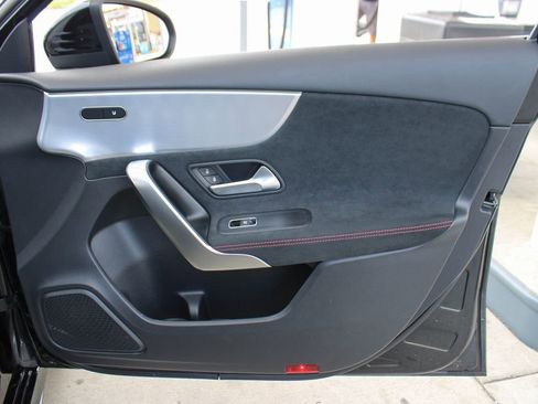 Used 2022 Mercedes-Benz A 220 image 42